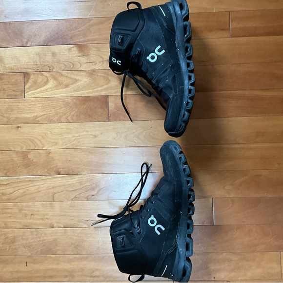 On Cloudrock Waterproof Hiking boots - Picture 7 of 7